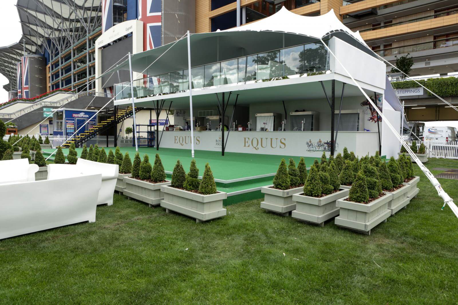 Temporary Event Structures