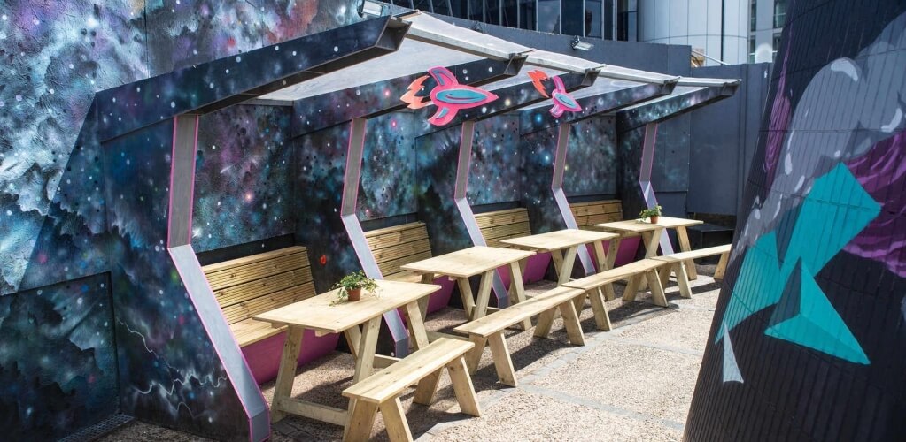 Pop Up Bar Design