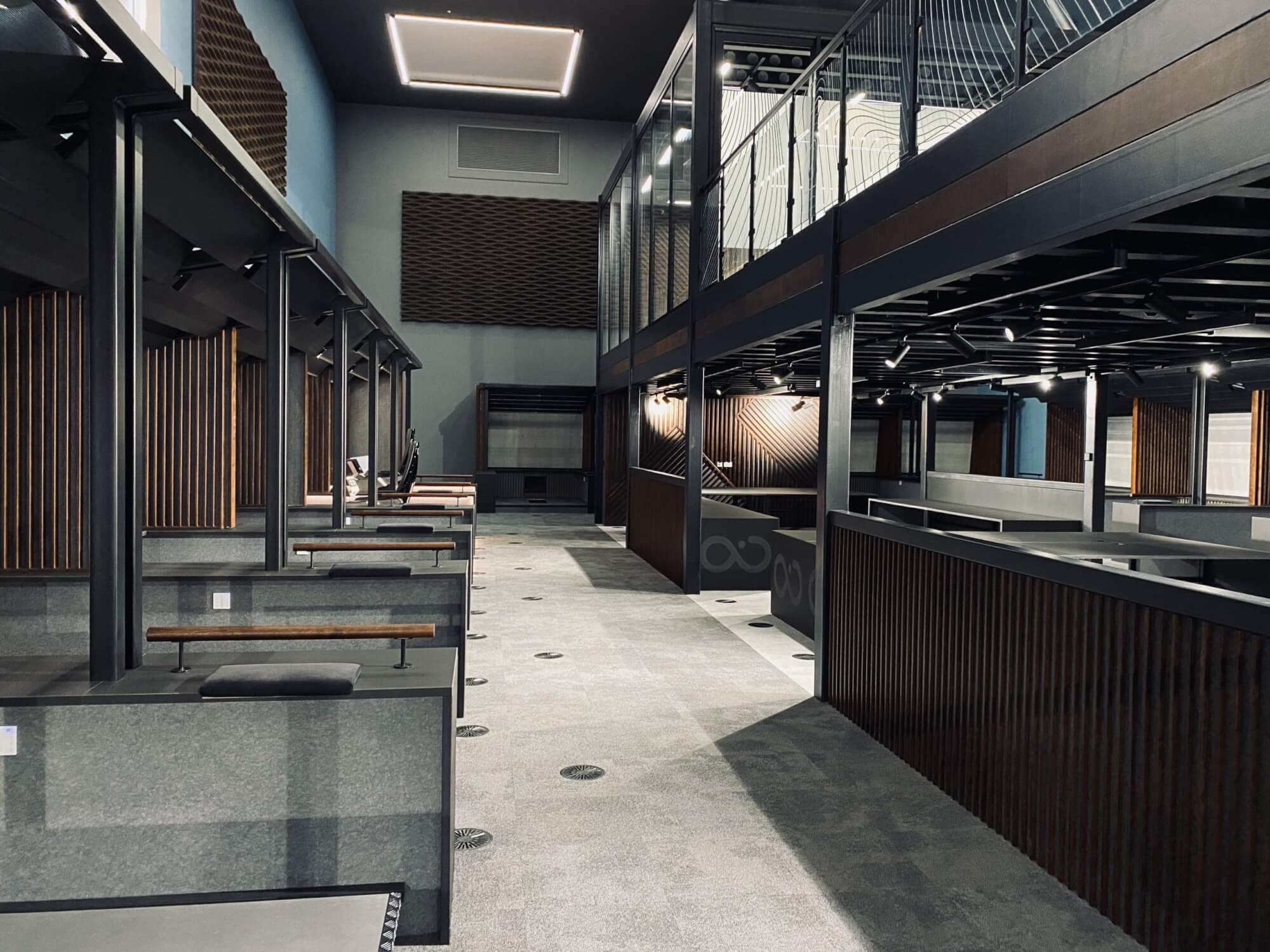 Ocean Infinity Control Centre - slide 1